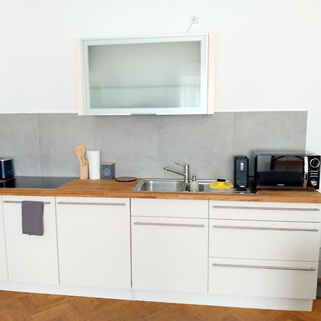 Lind-Appartments Villach Bagian luar foto