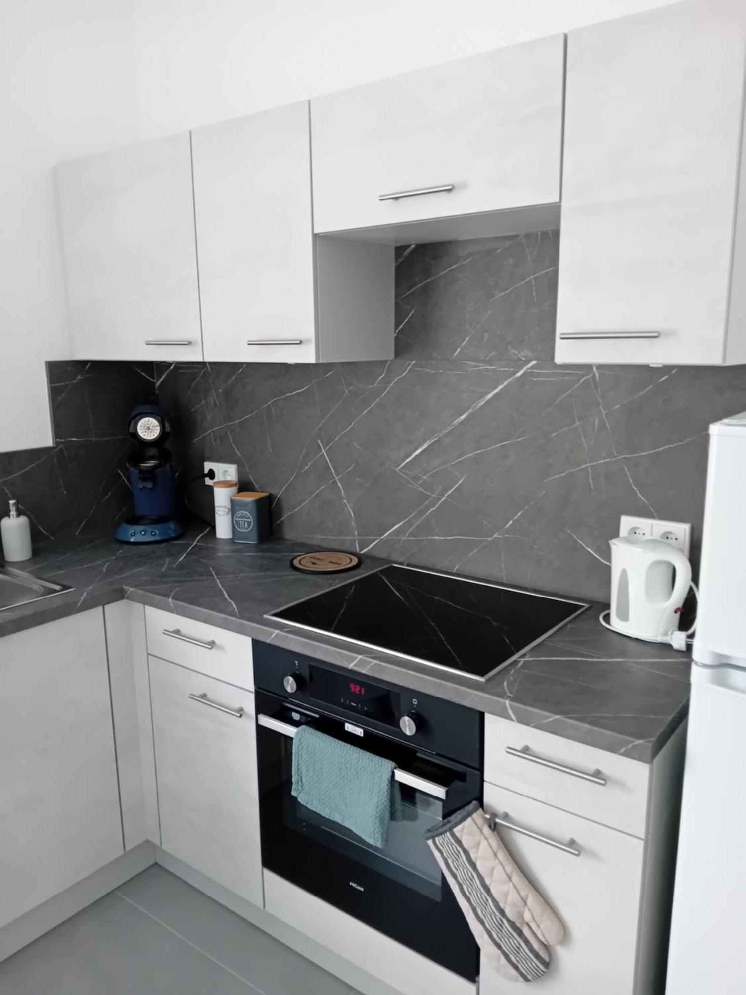 Lind-Appartments Villach Bagian luar foto